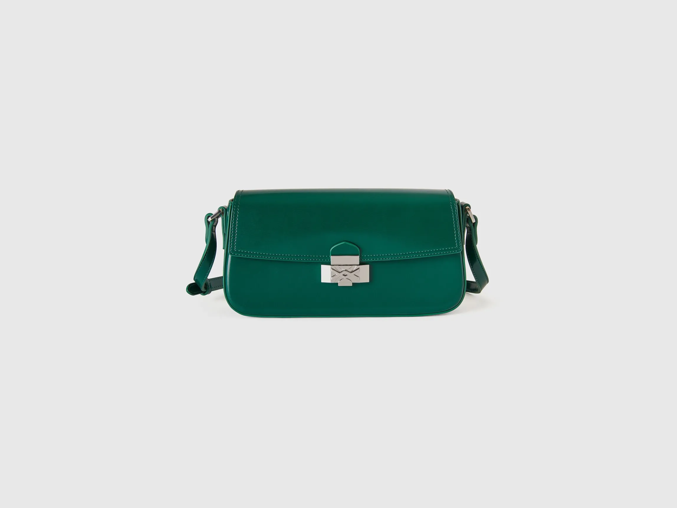 Baguette bag in synthetic leather