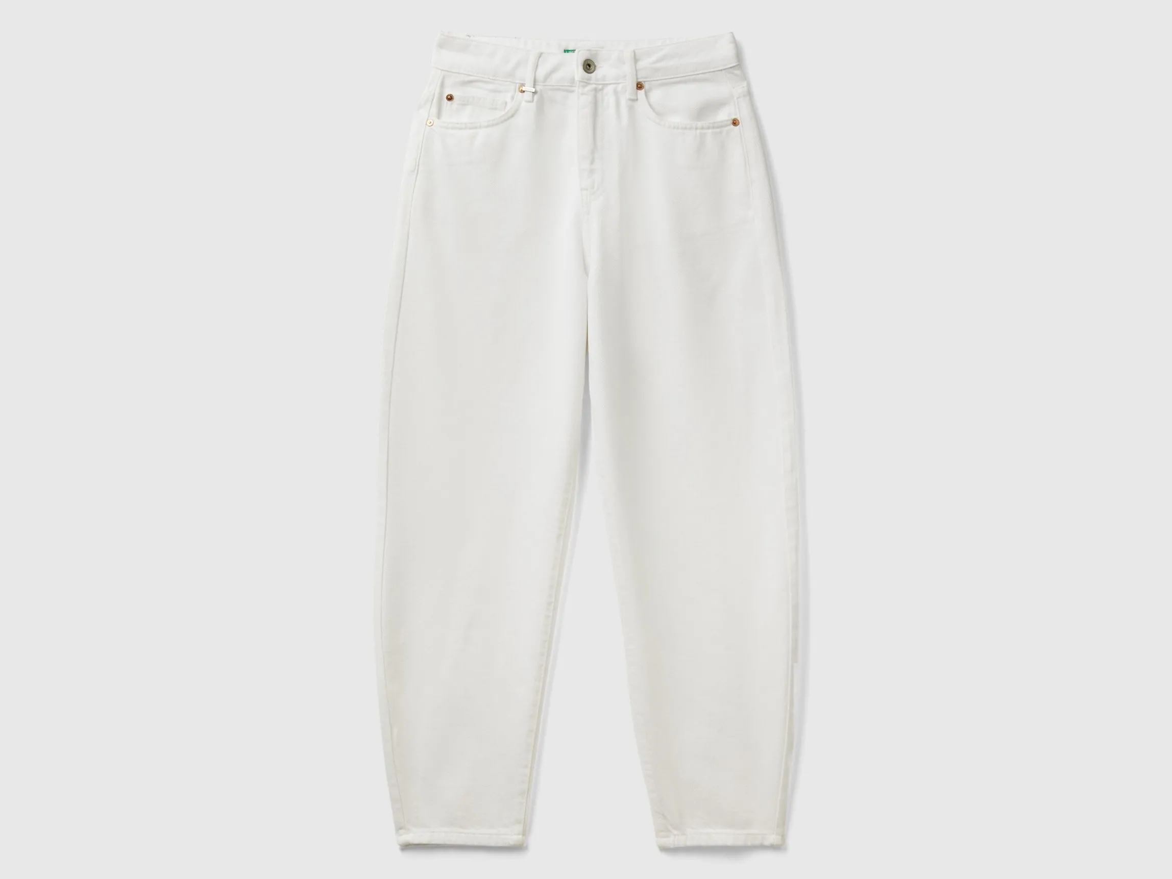 Balloon fit trousers