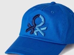 Baseball cap with logo