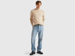 Beige turtleneck in pure cashmere