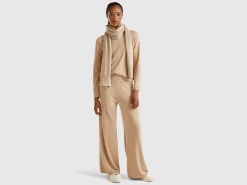 Beige wide leg trousers in cashmere and wool blend