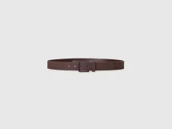 Belt with logo