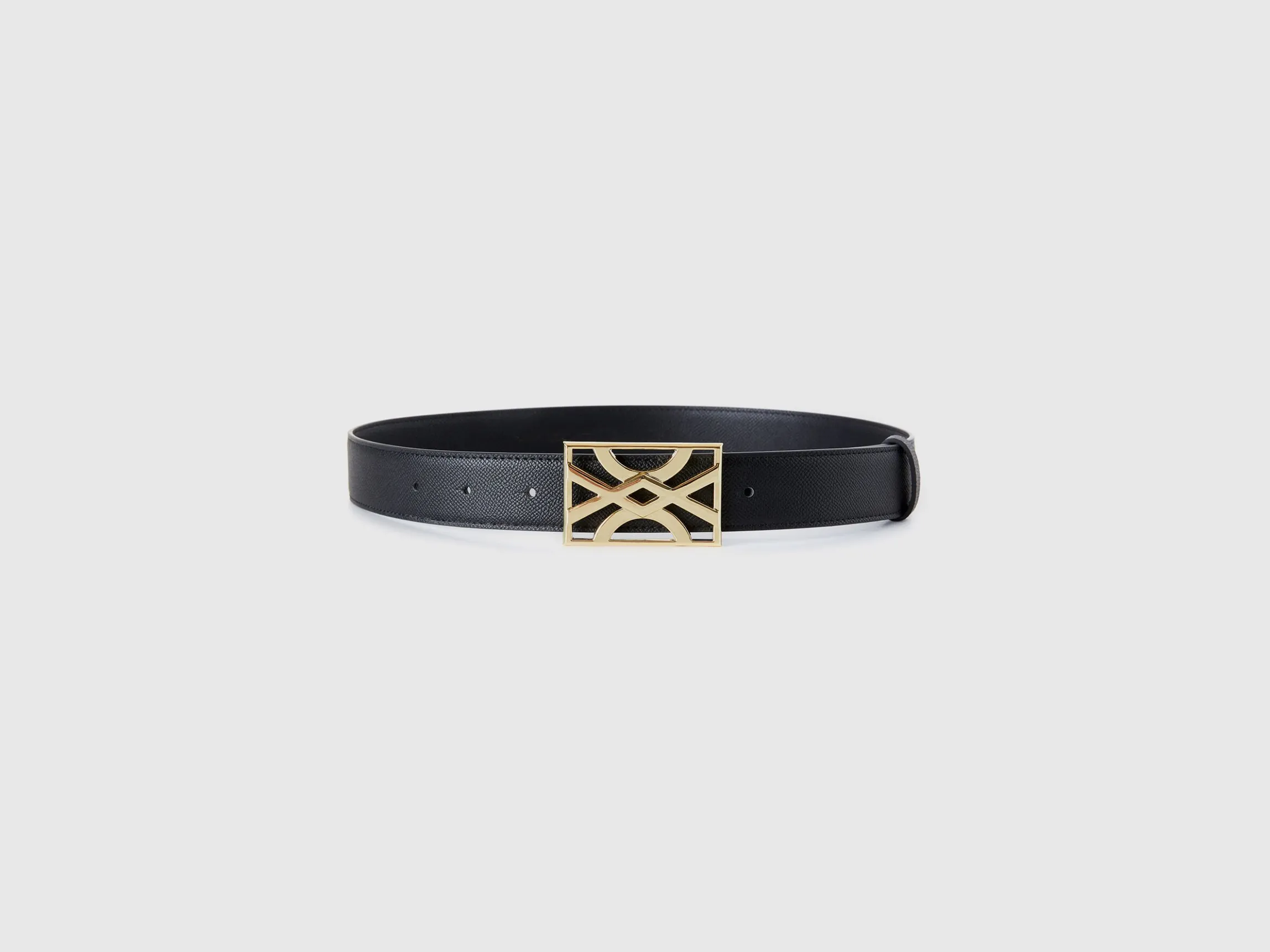 Black belt with logoed buckle