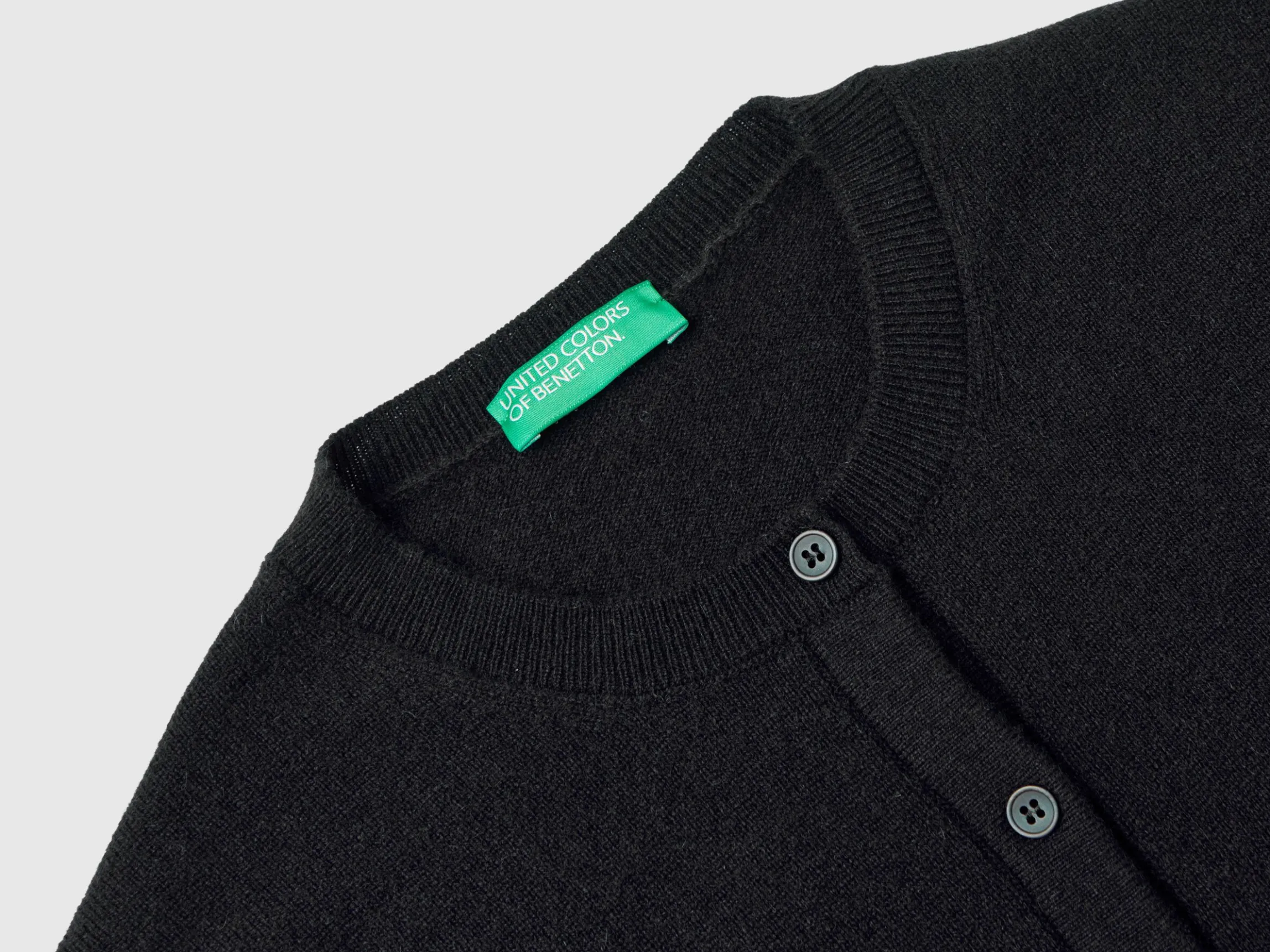 Black cardigan in pure cashmere