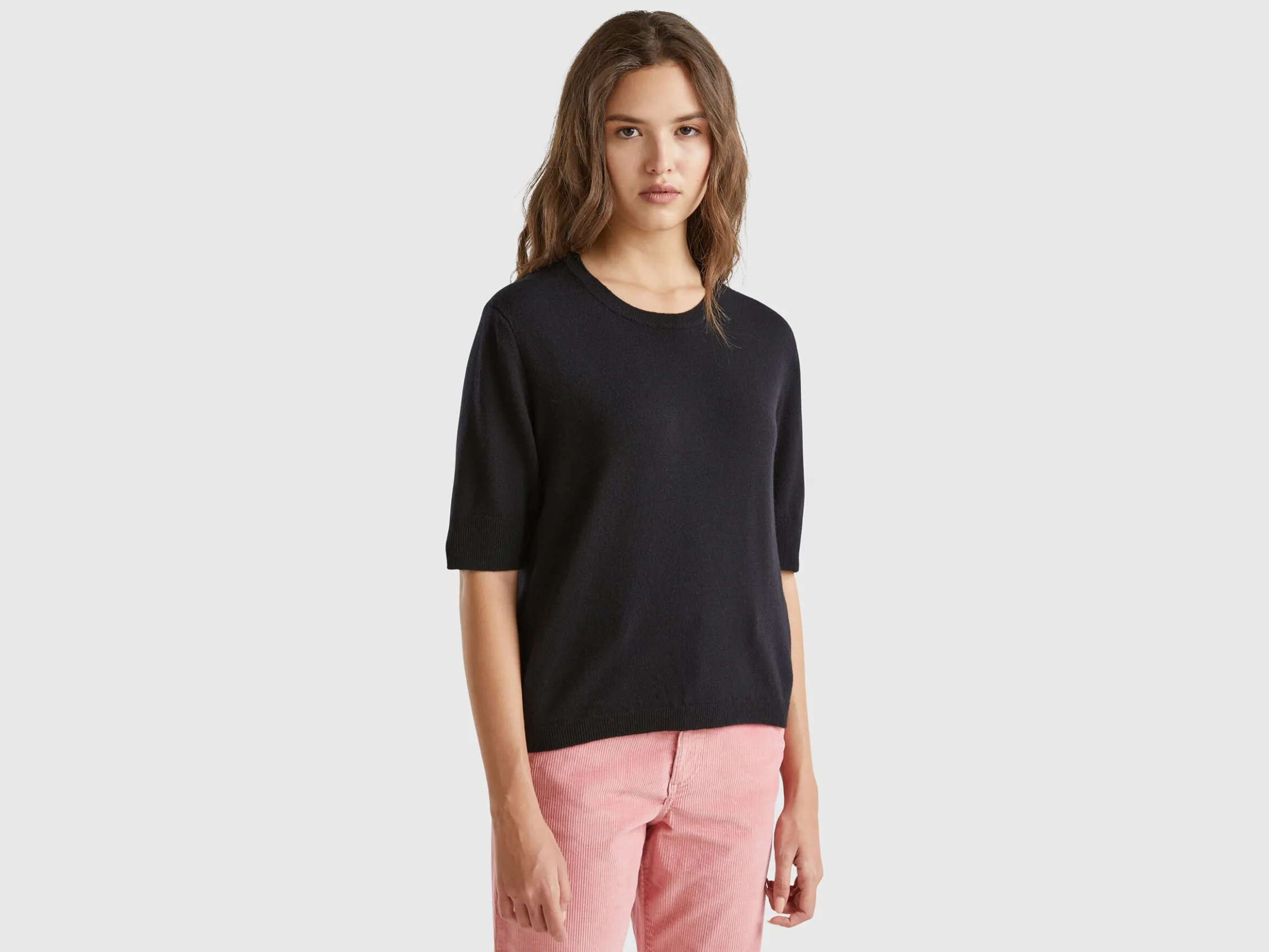 Black short sleeve sweater in pure Merino wool