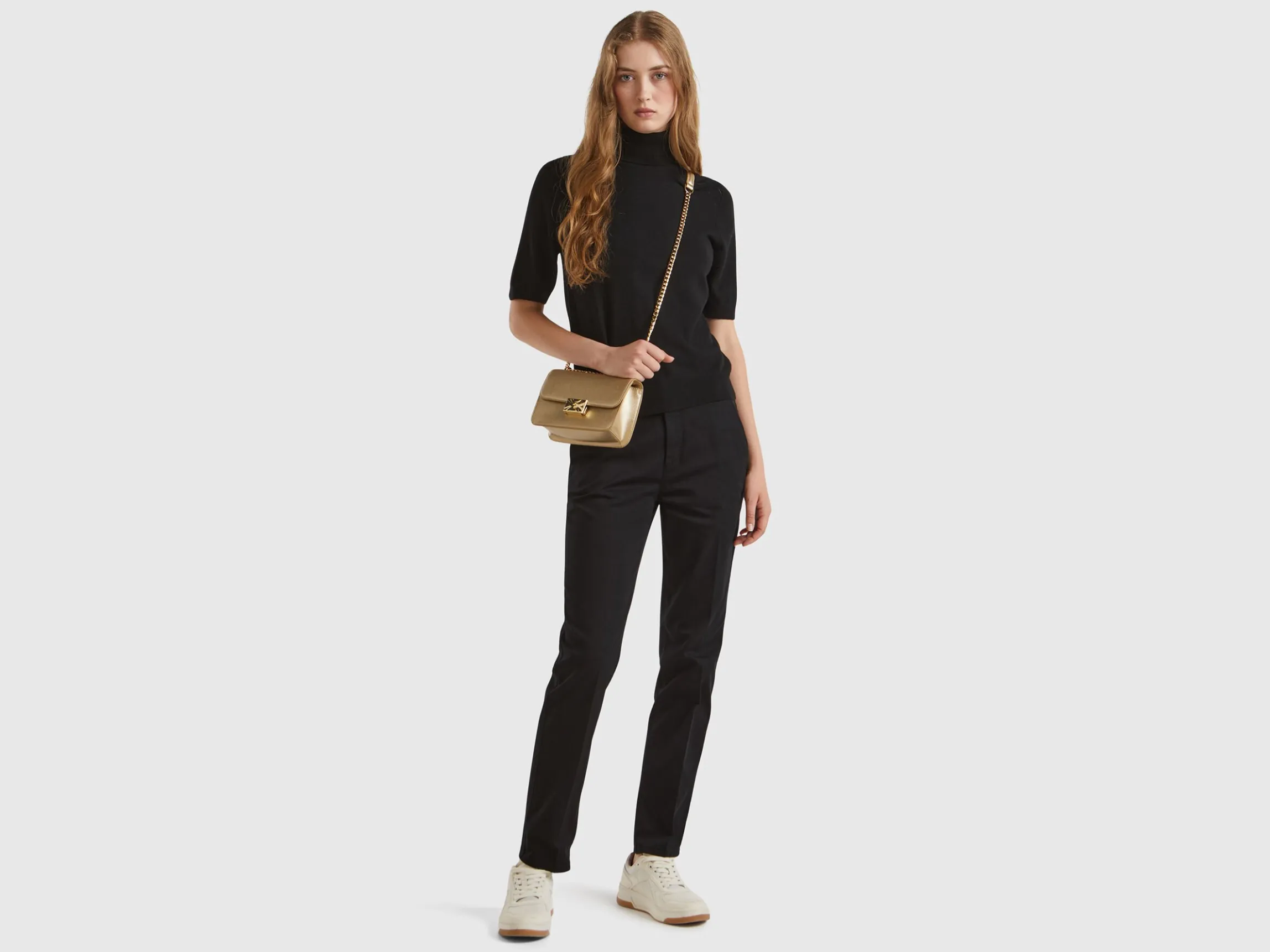 Black short sleeve turtleneck in cashmere blend