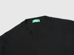 Black sweater in pure cashmere