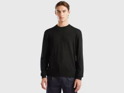 Black sweater in pure Merino wool