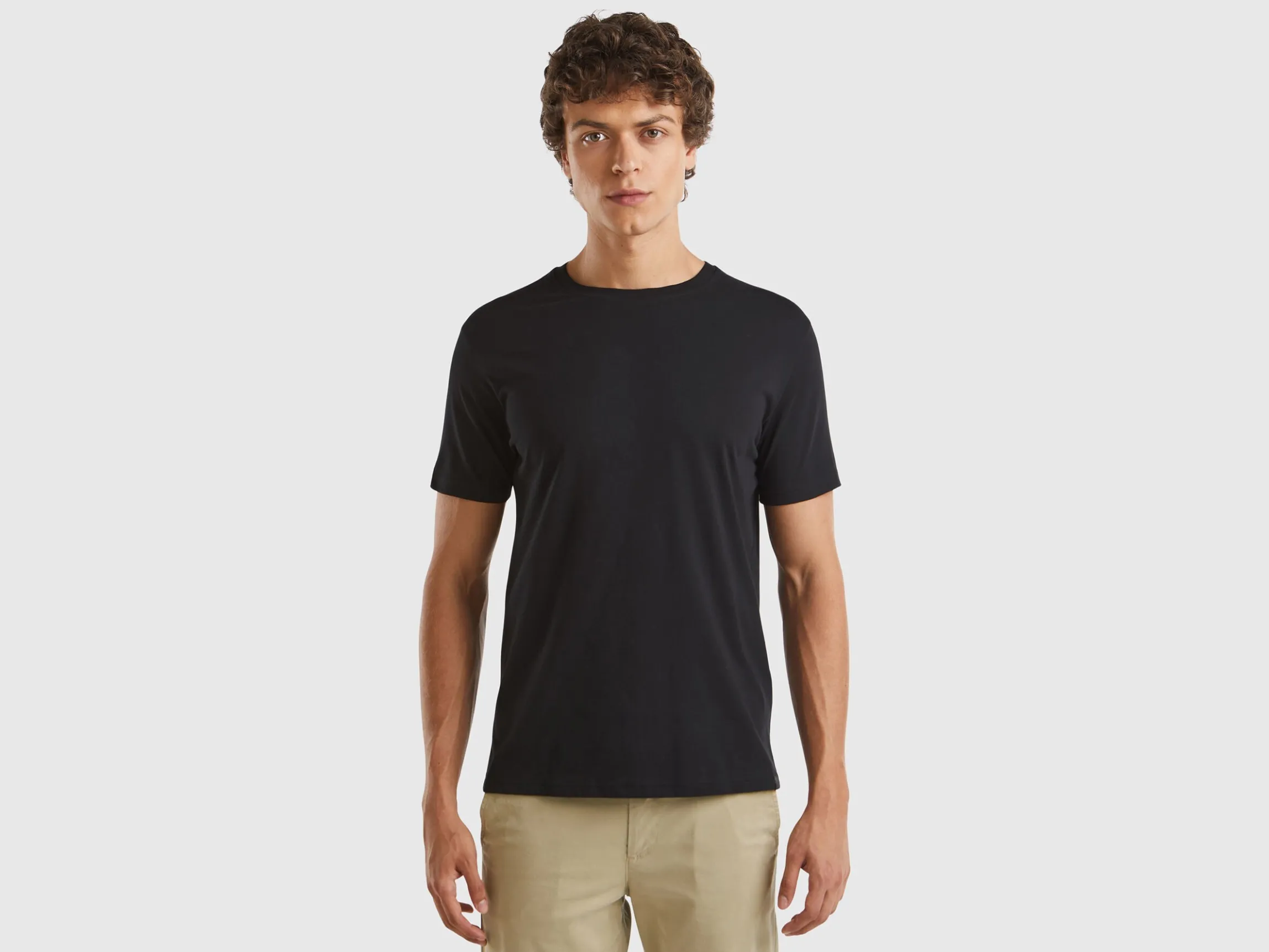 Black t-shirt