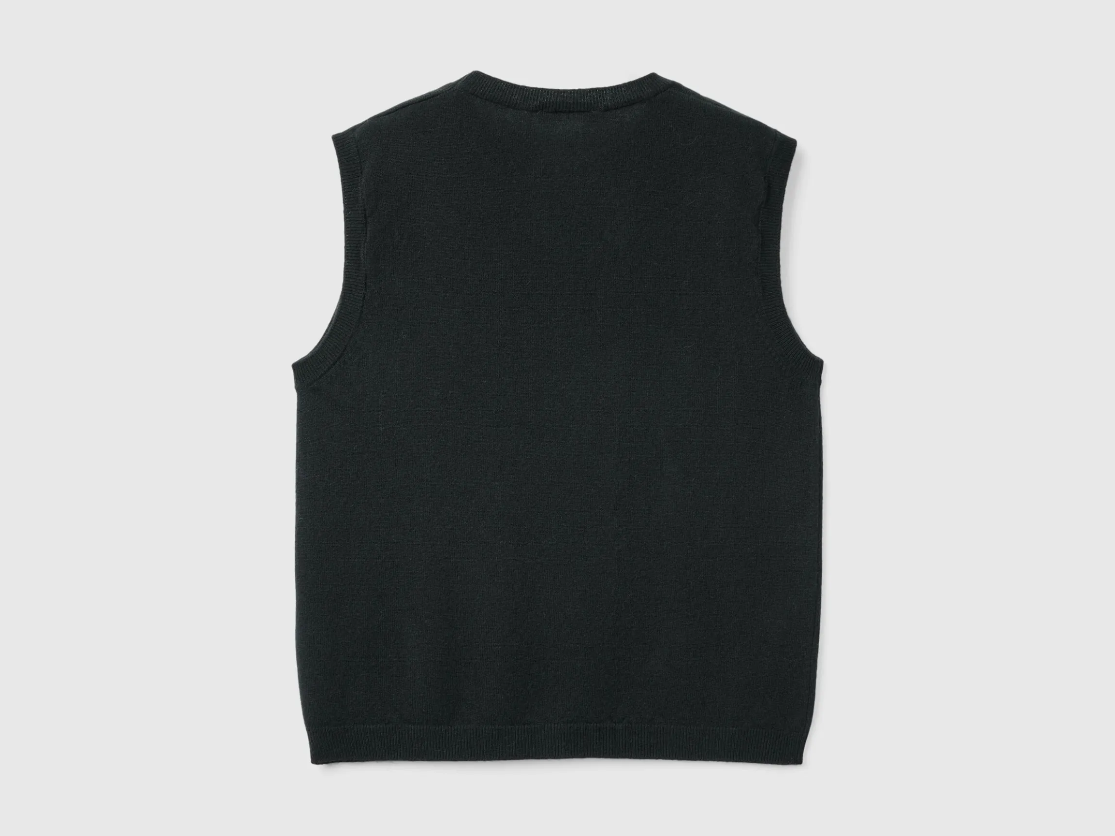 Black vest in pure Merino wool