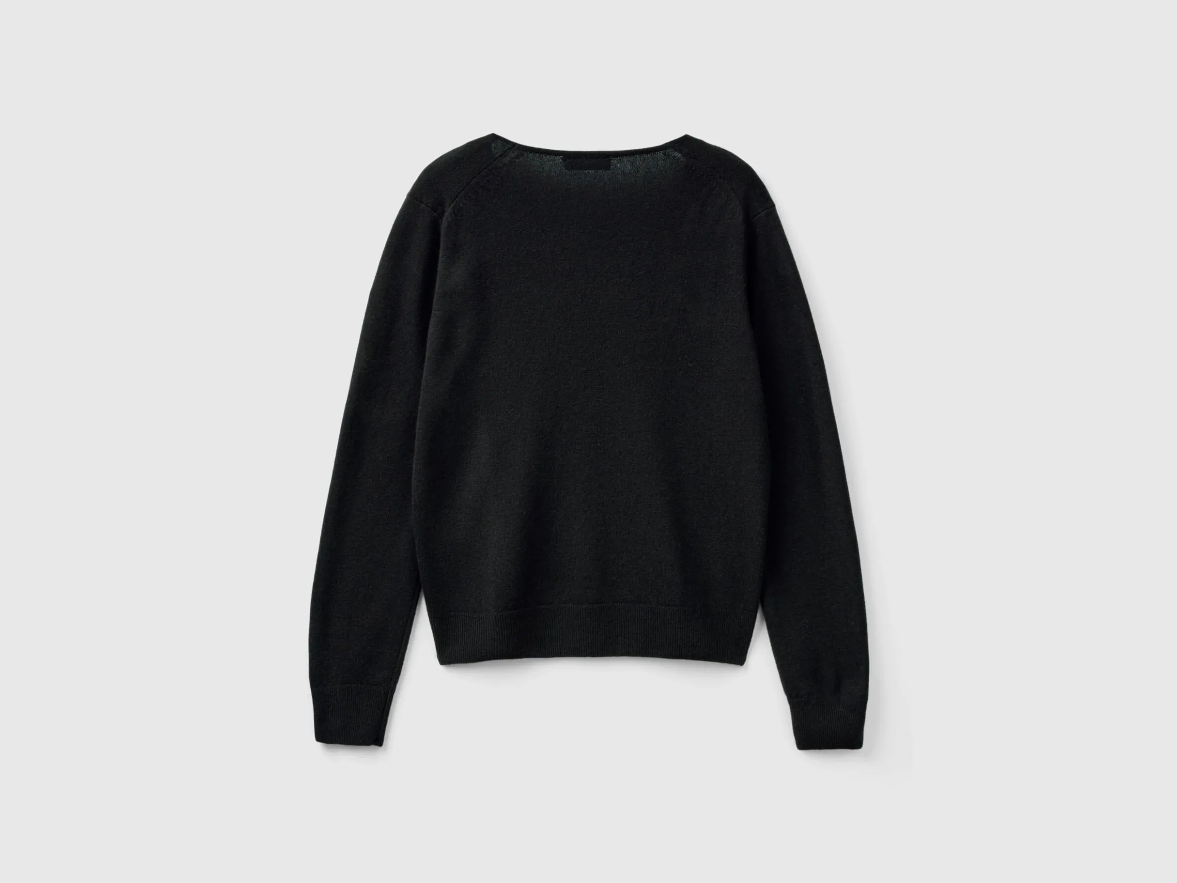 Black V-neck sweater in pure Merino wool