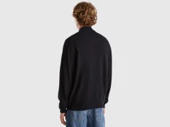 Black zip-up cardigan in pure Merino wool
