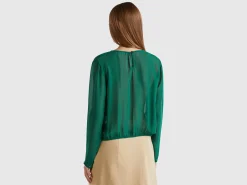 Blouse in pure viscose