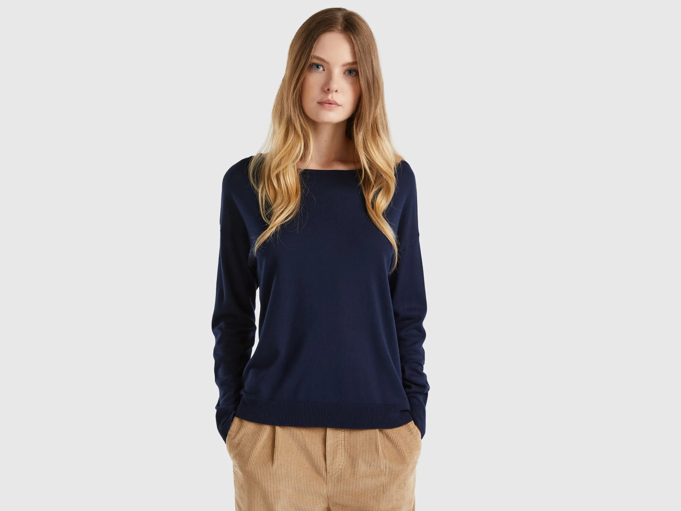 Boat neck sweater
