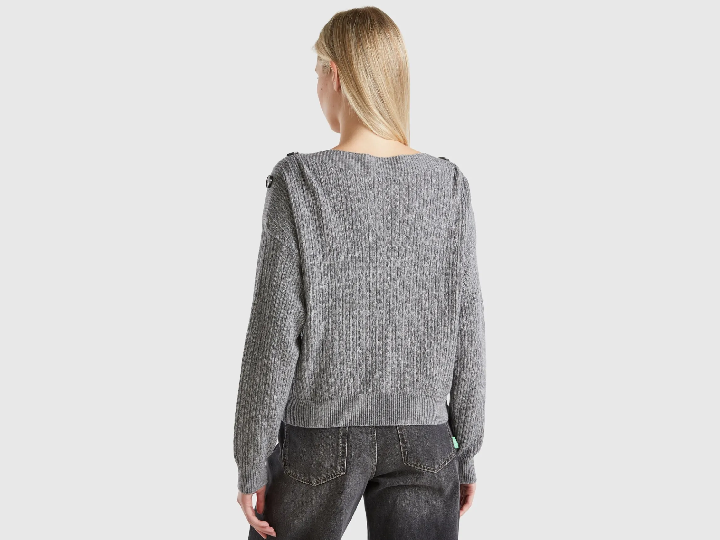 Boat neck sweater