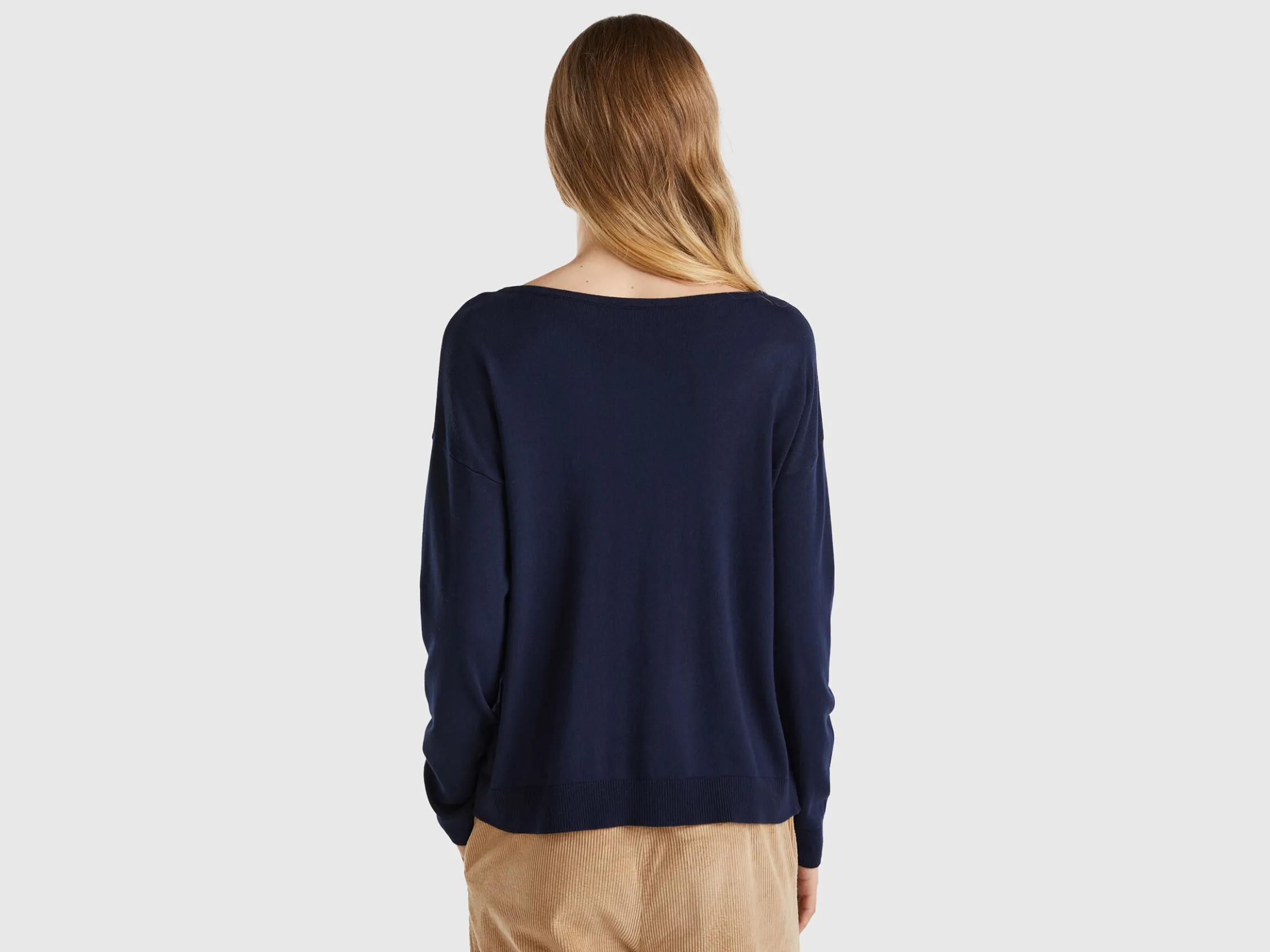 Boat neck sweater