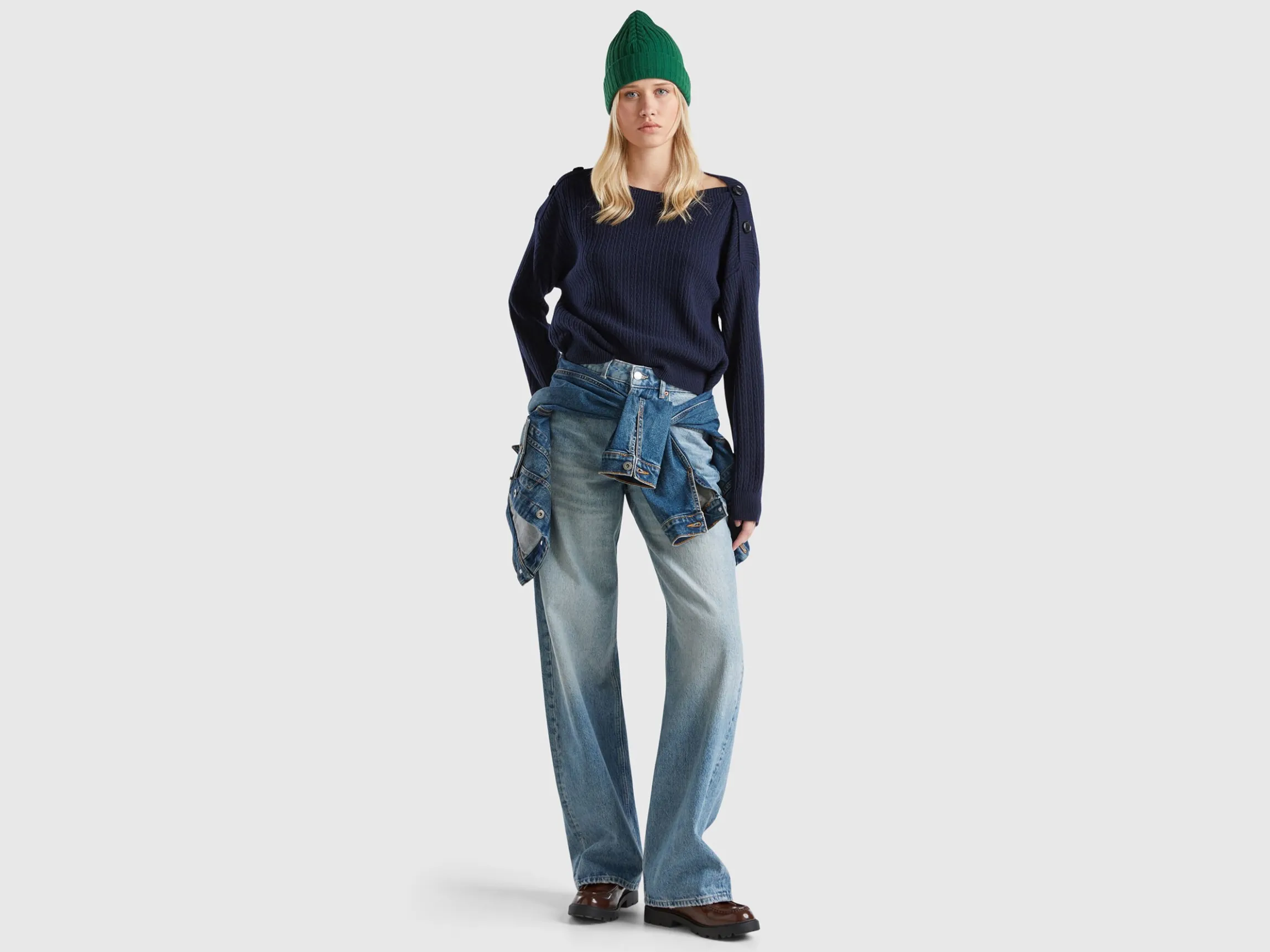 Boat neck sweater