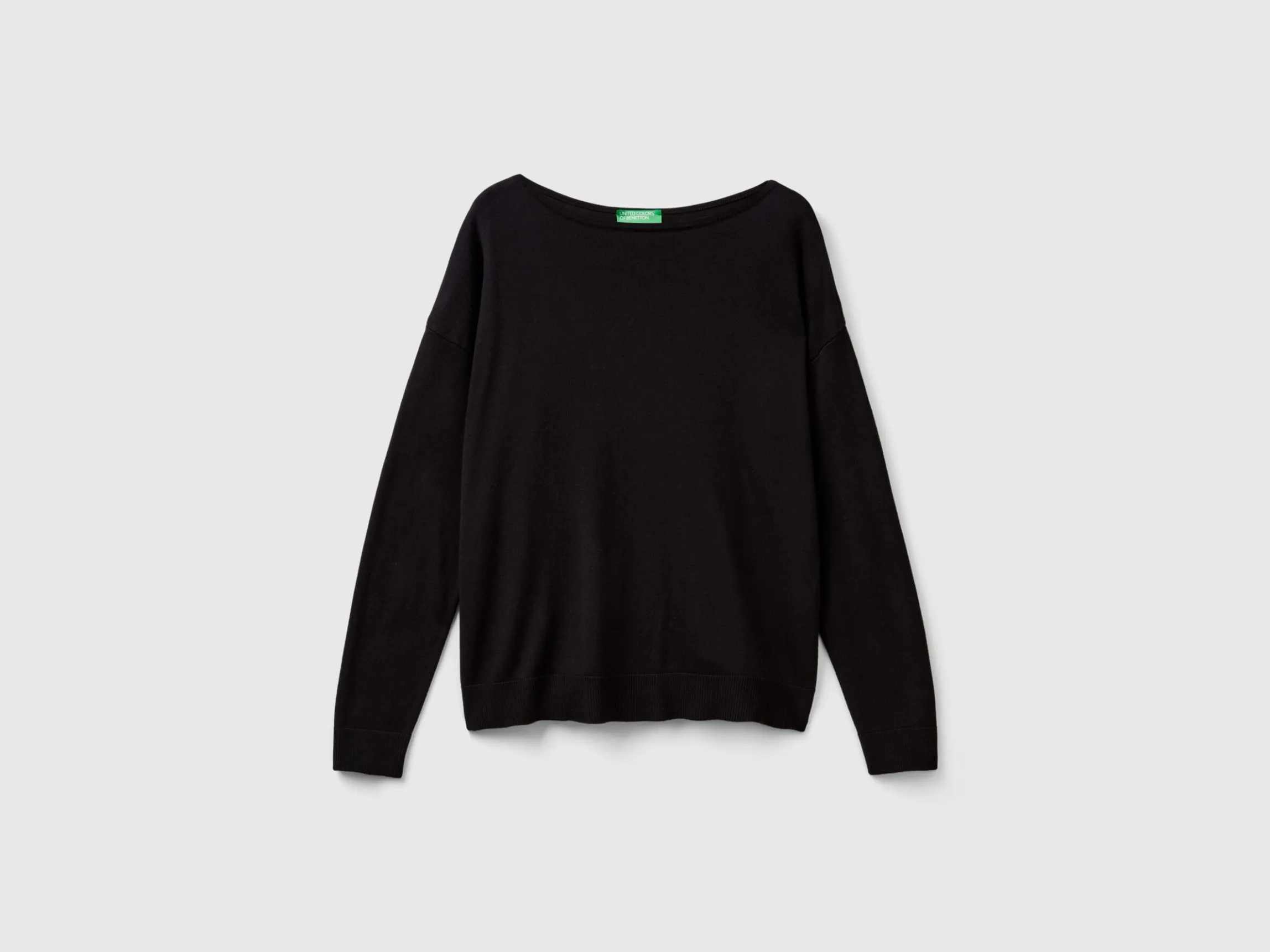 Boat neck sweater