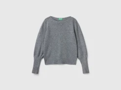 Boat neck sweater