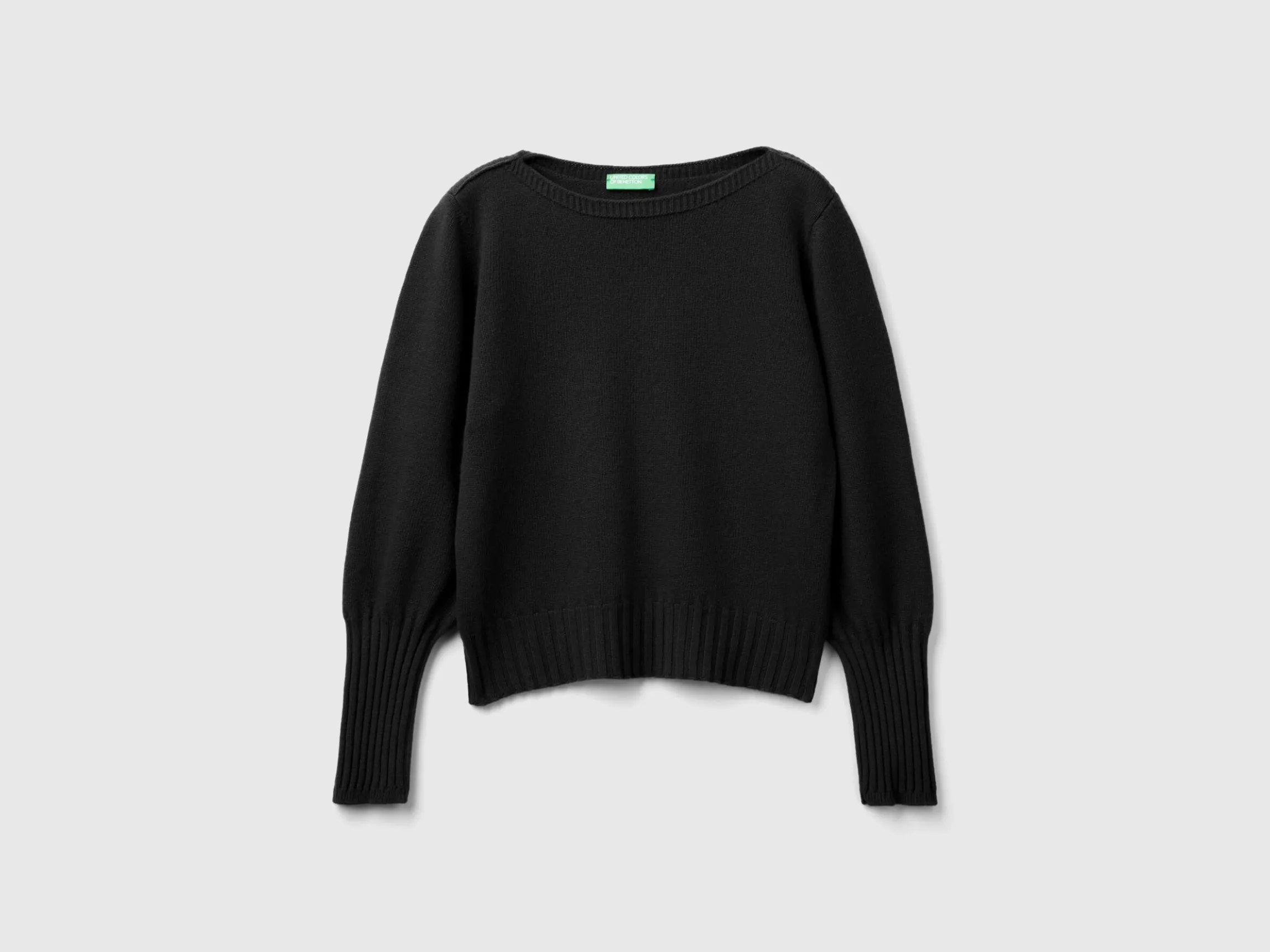 Boat neck sweater