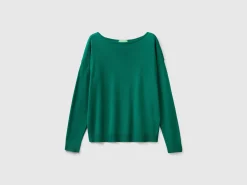 Boat neck sweater