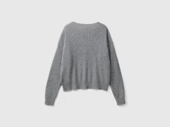 Boat neck sweater