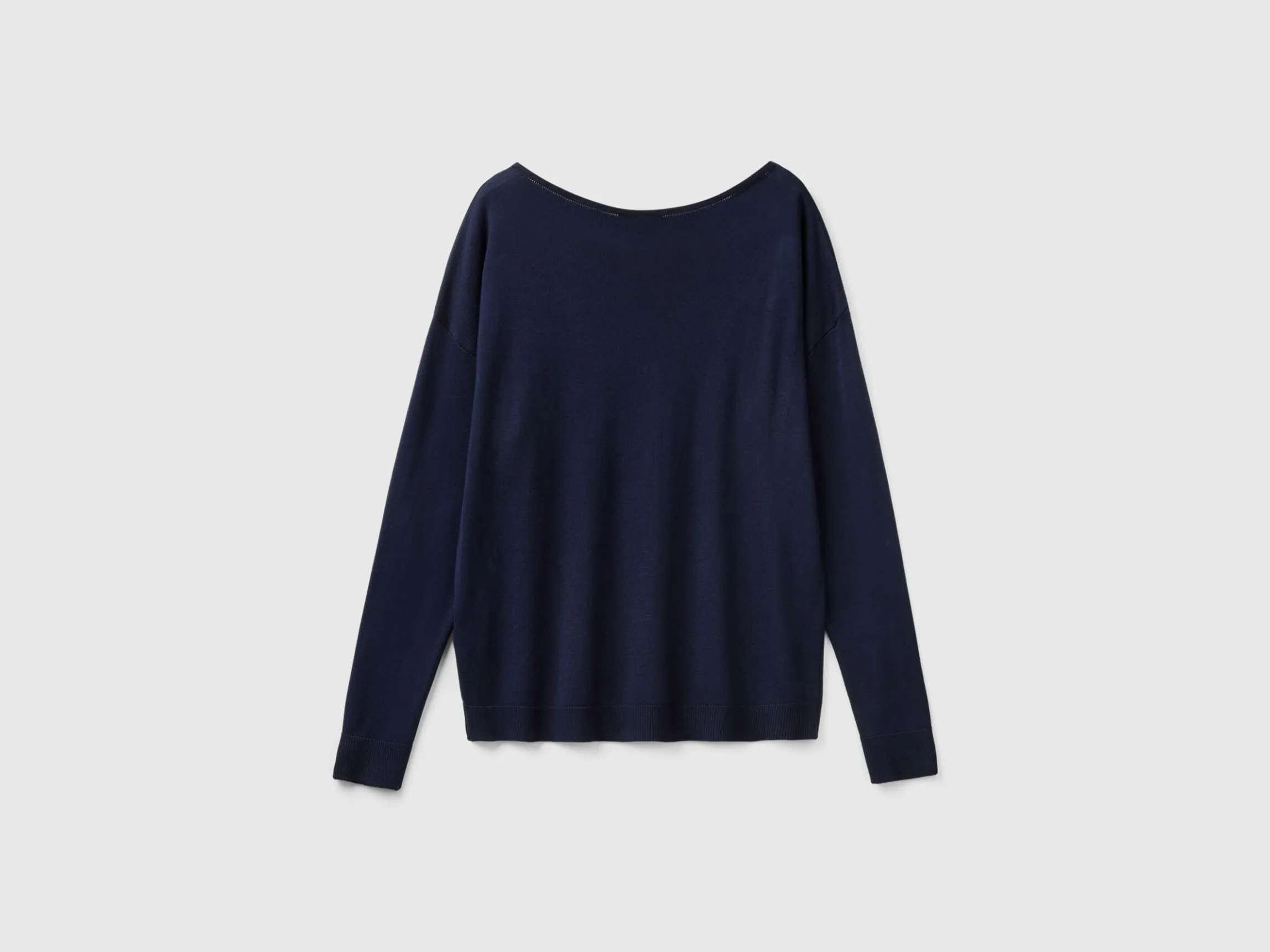 Boat neck sweater