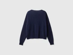Boat neck sweater