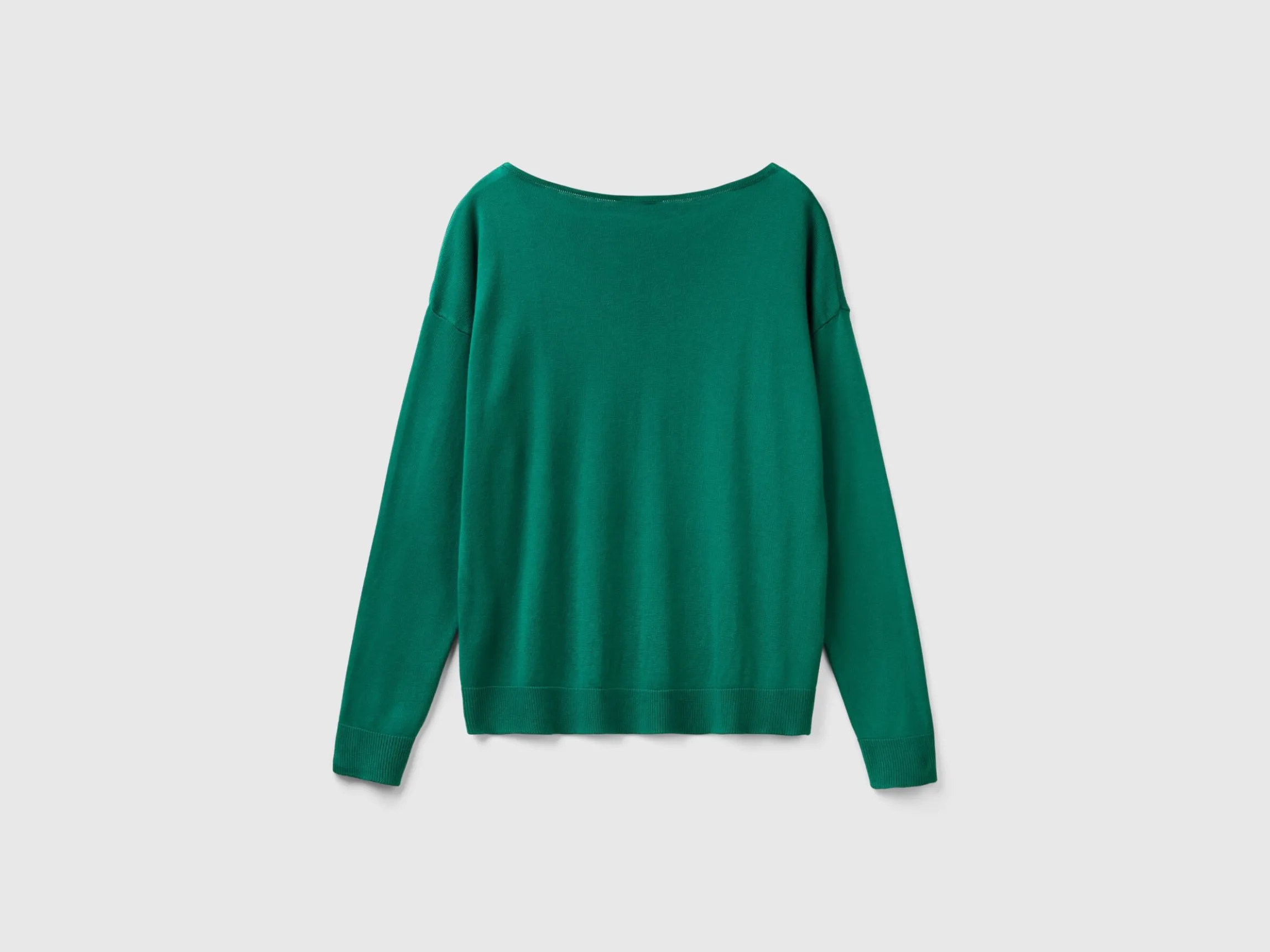 Boat neck sweater