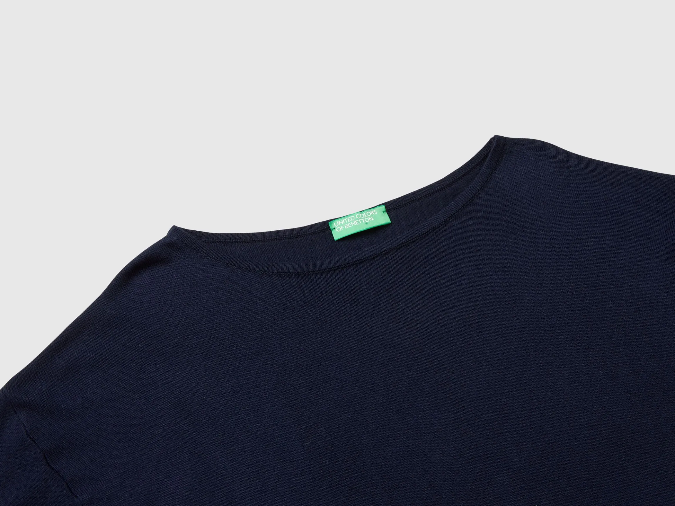Boat neck sweater