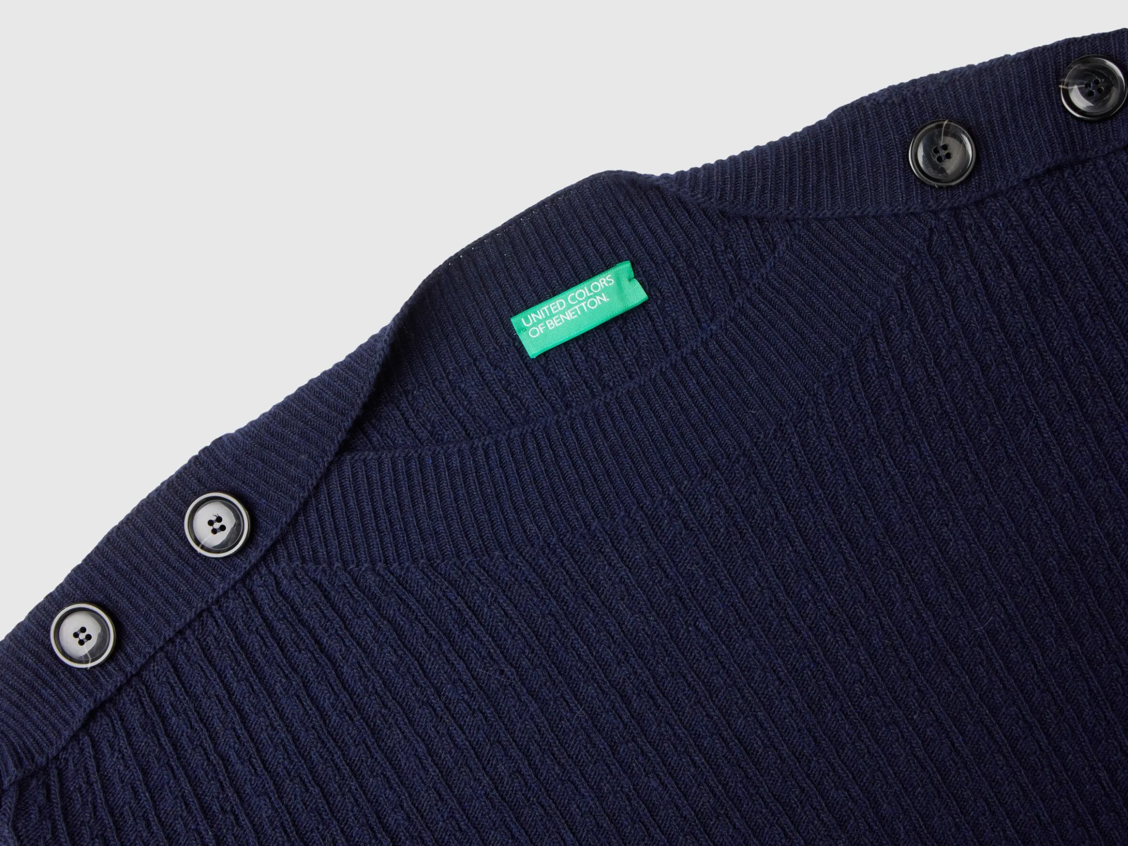 Boat neck sweater