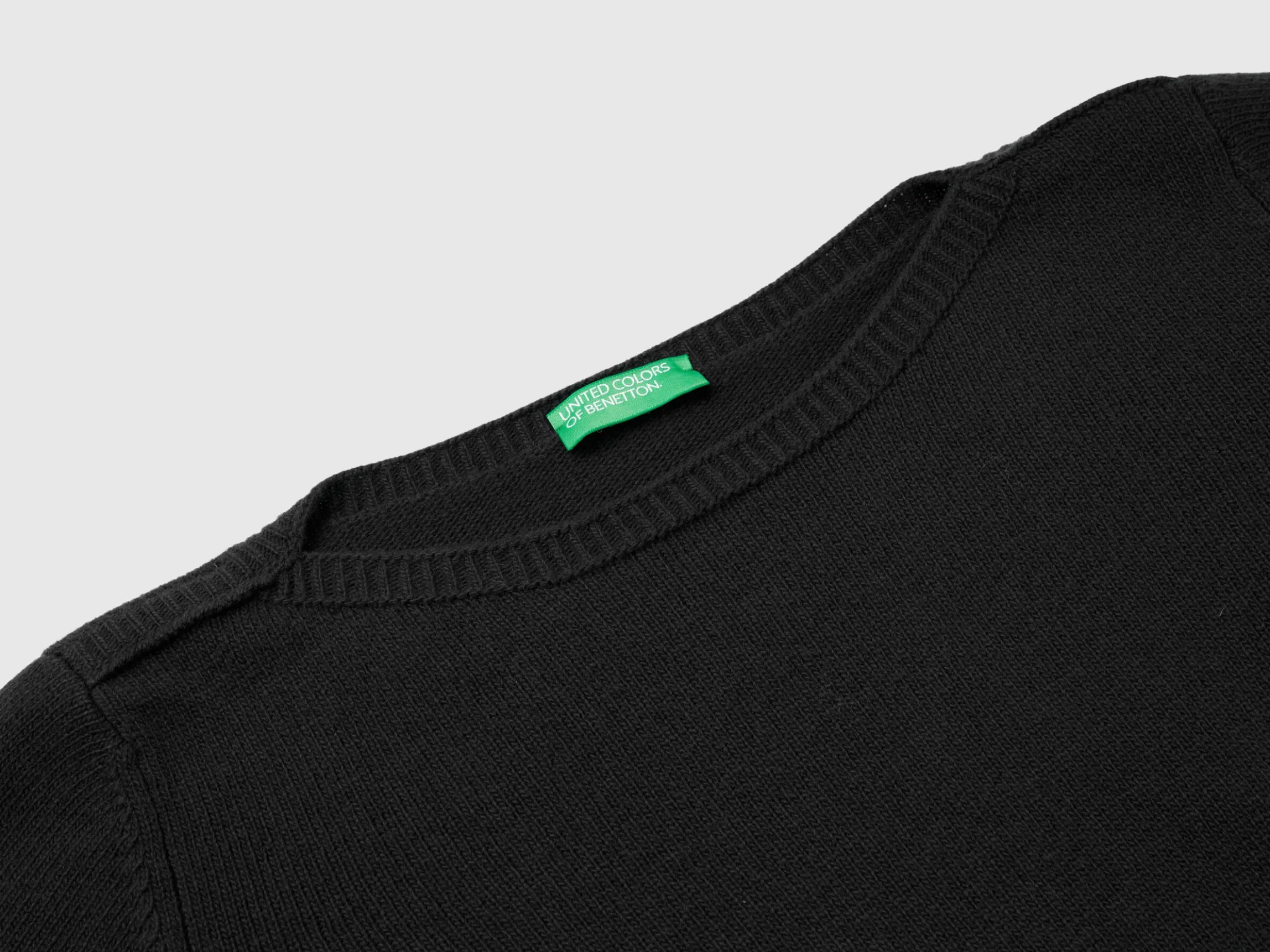 Boat neck sweater