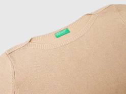 Boat neck sweater