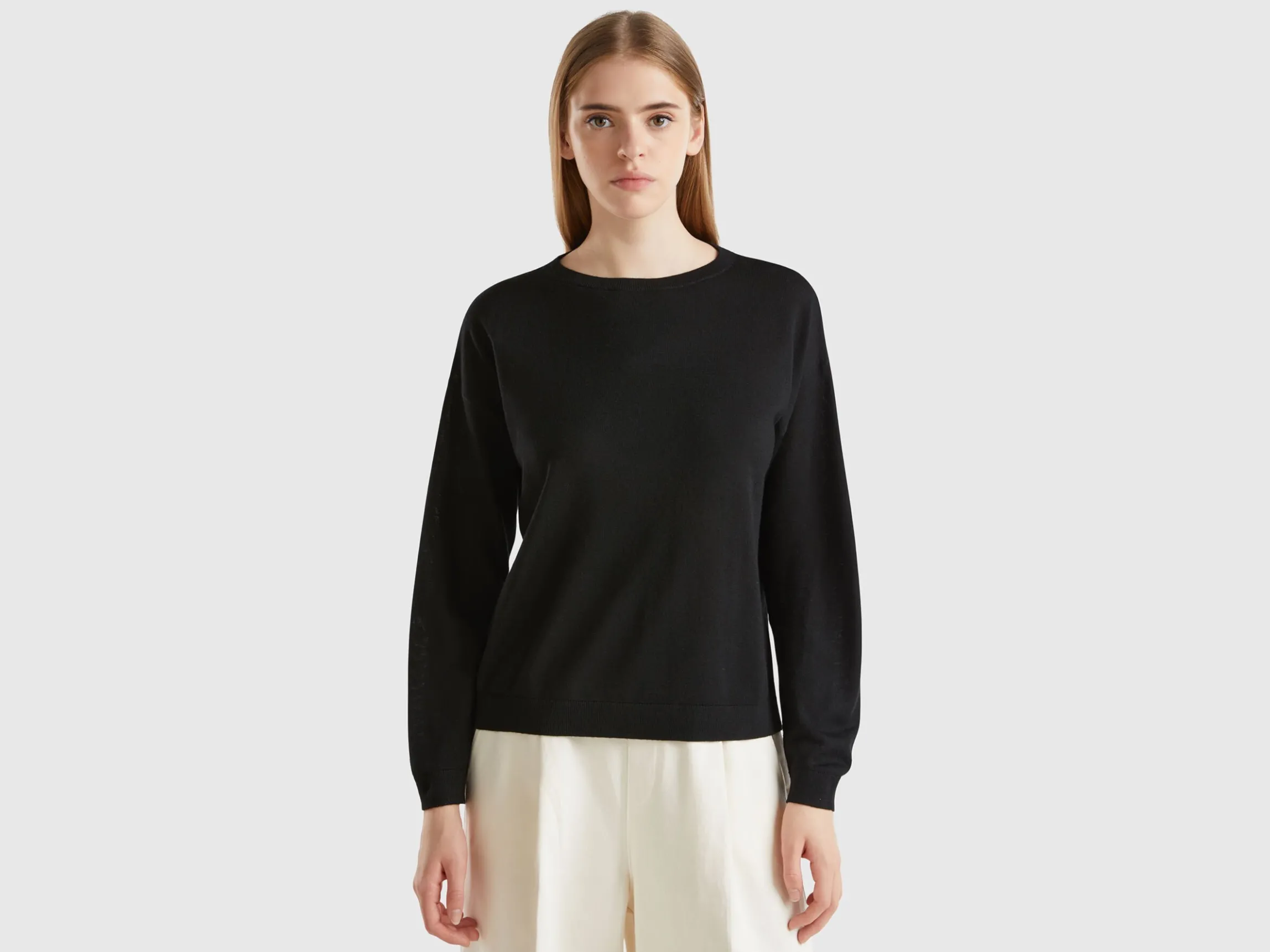 Boat neck sweater in pure Merino wool