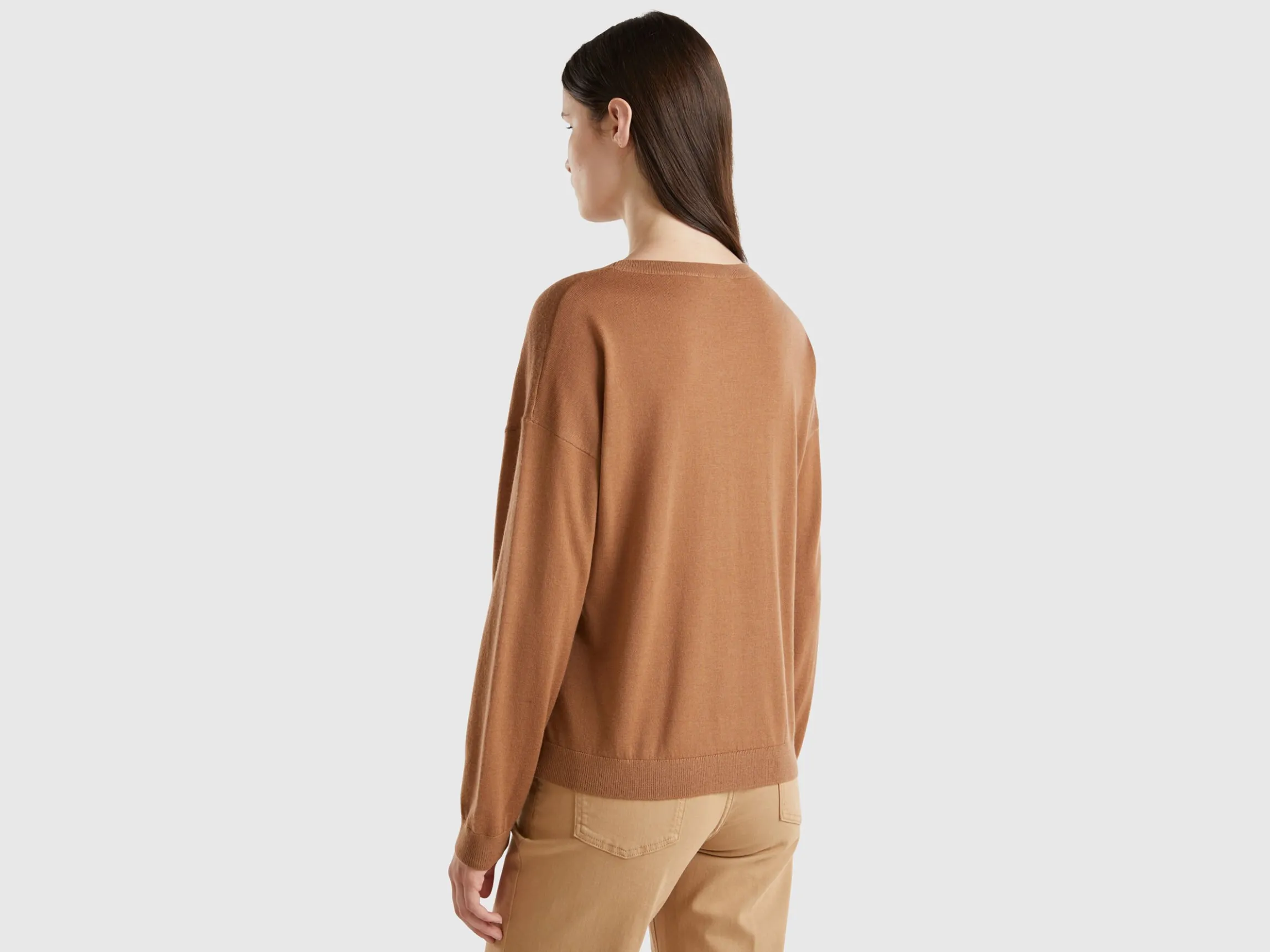 Boat neck sweater in pure Merino wool
