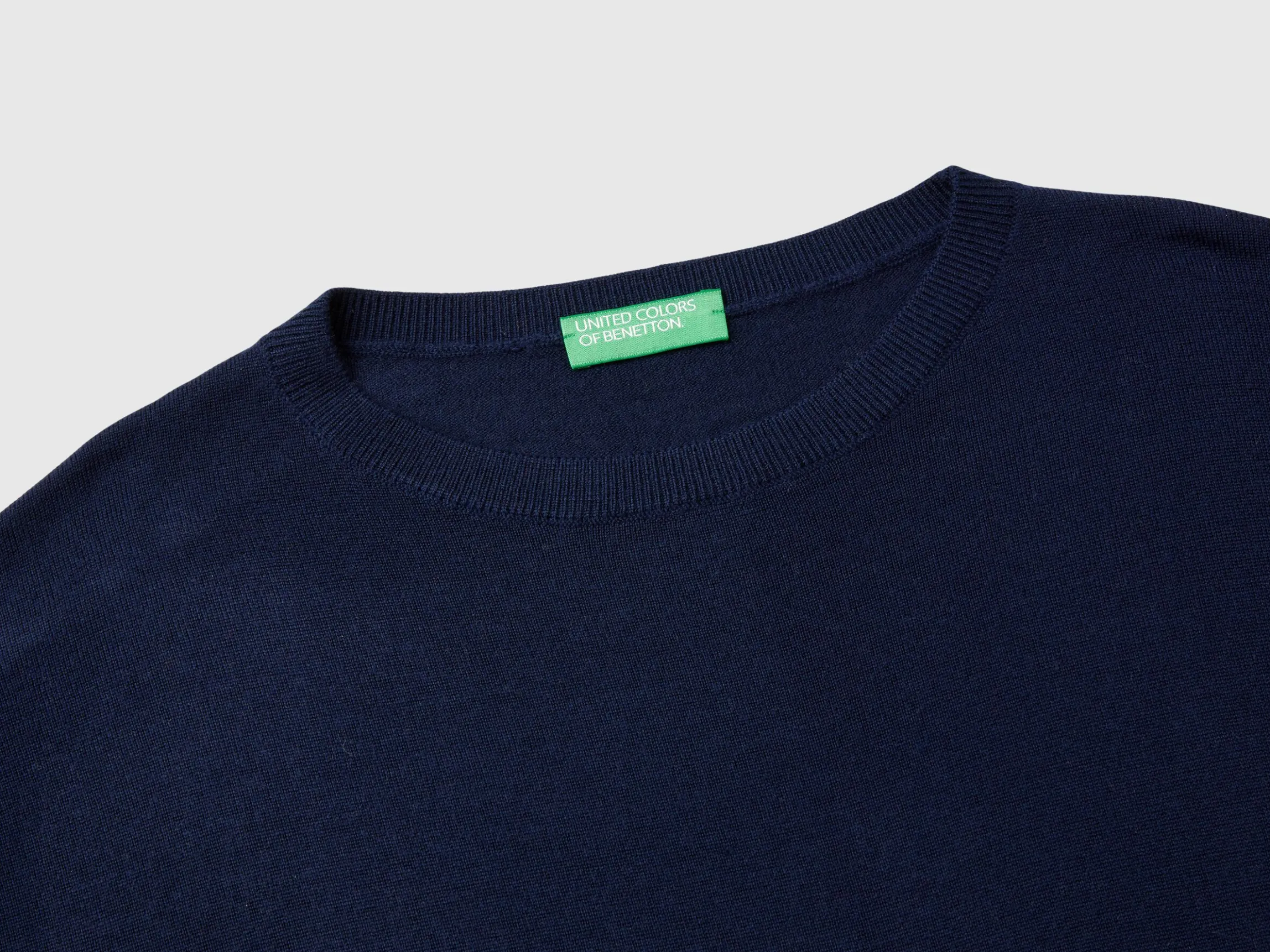 Boat neck sweater in pure Merino wool