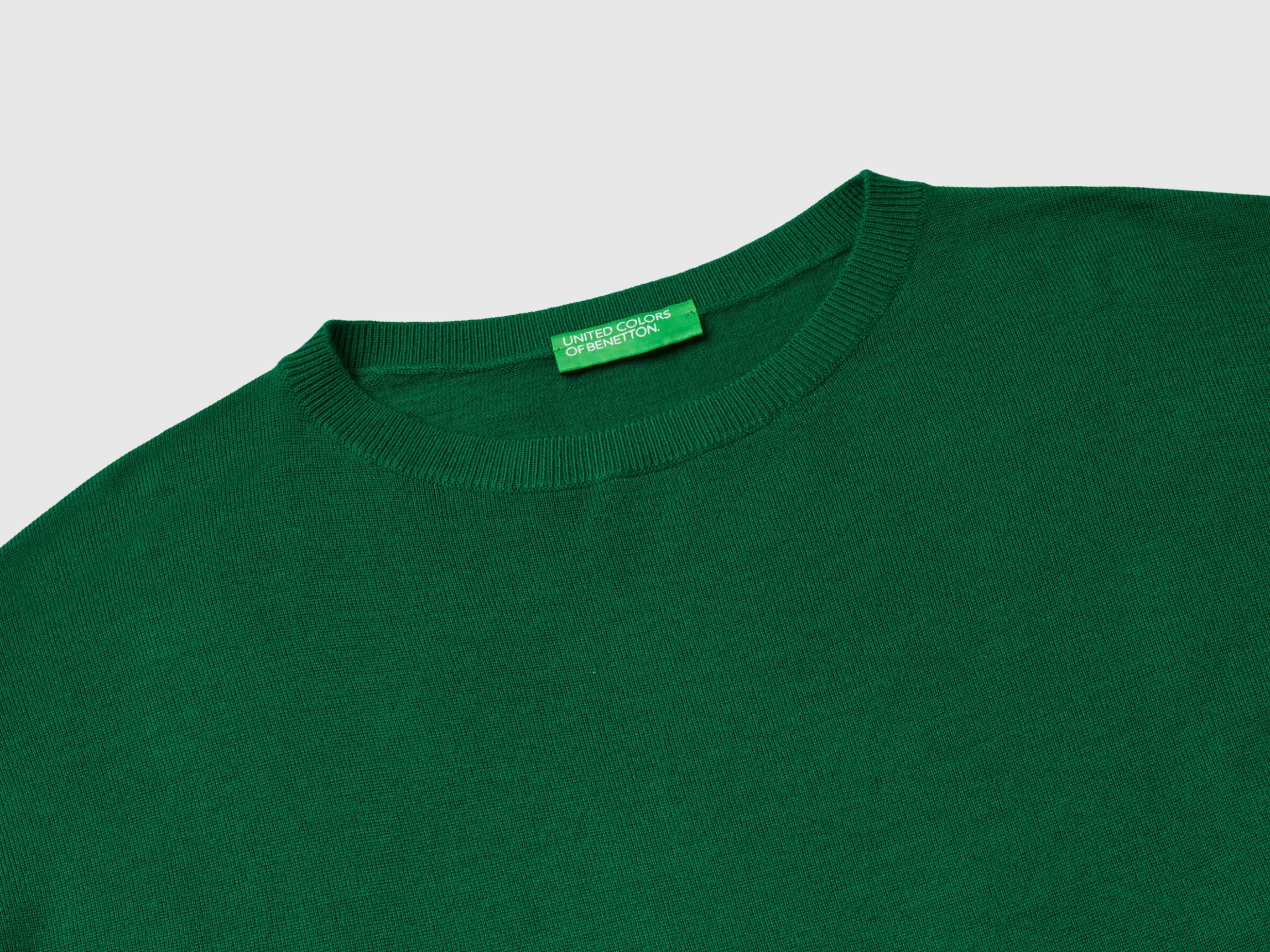 Boat neck sweater in pure Merino wool