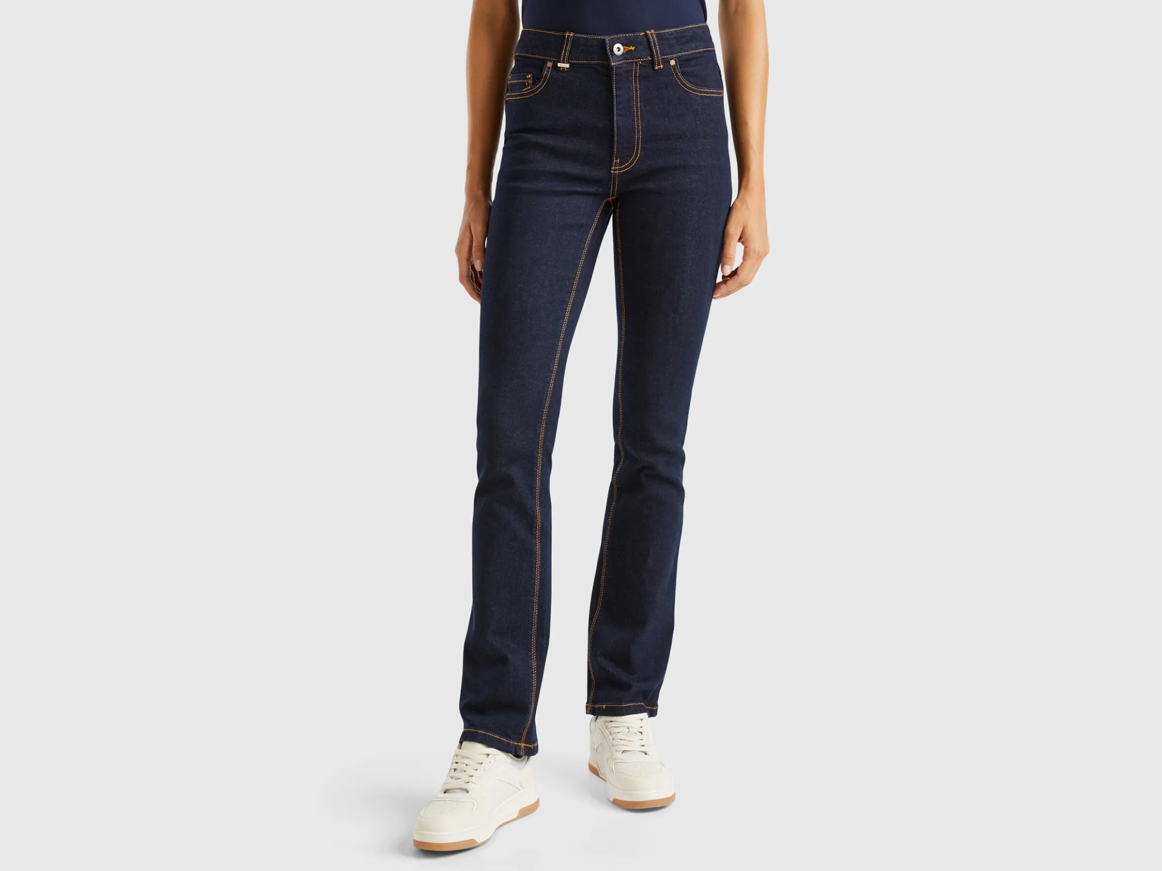 Bootcut jeans in recycled cotton blend