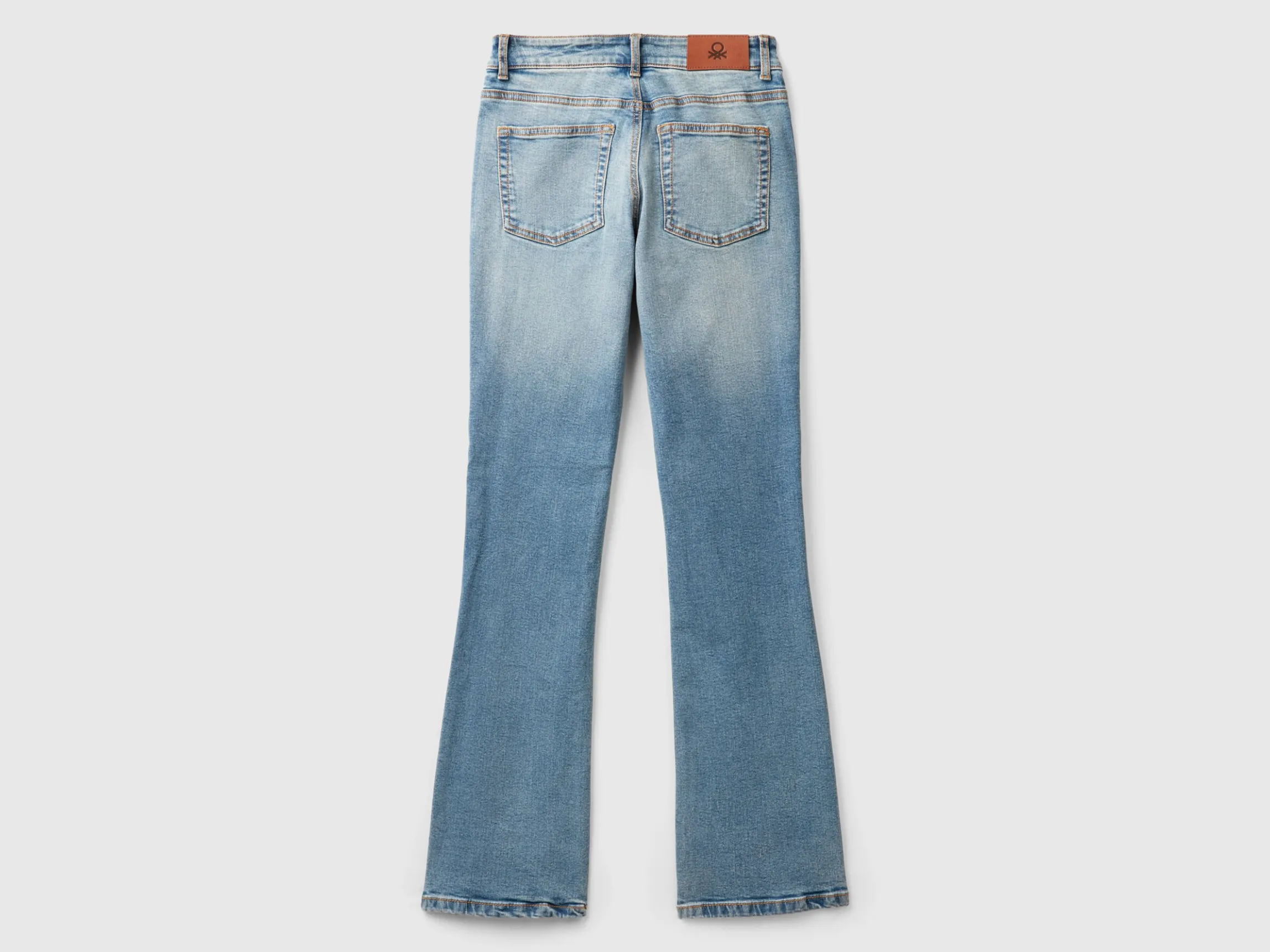 Bootcut jeans in recycled cotton blend