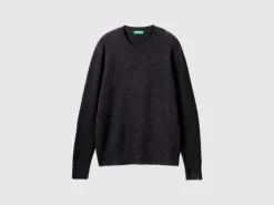 Bouclé crew neck sweater