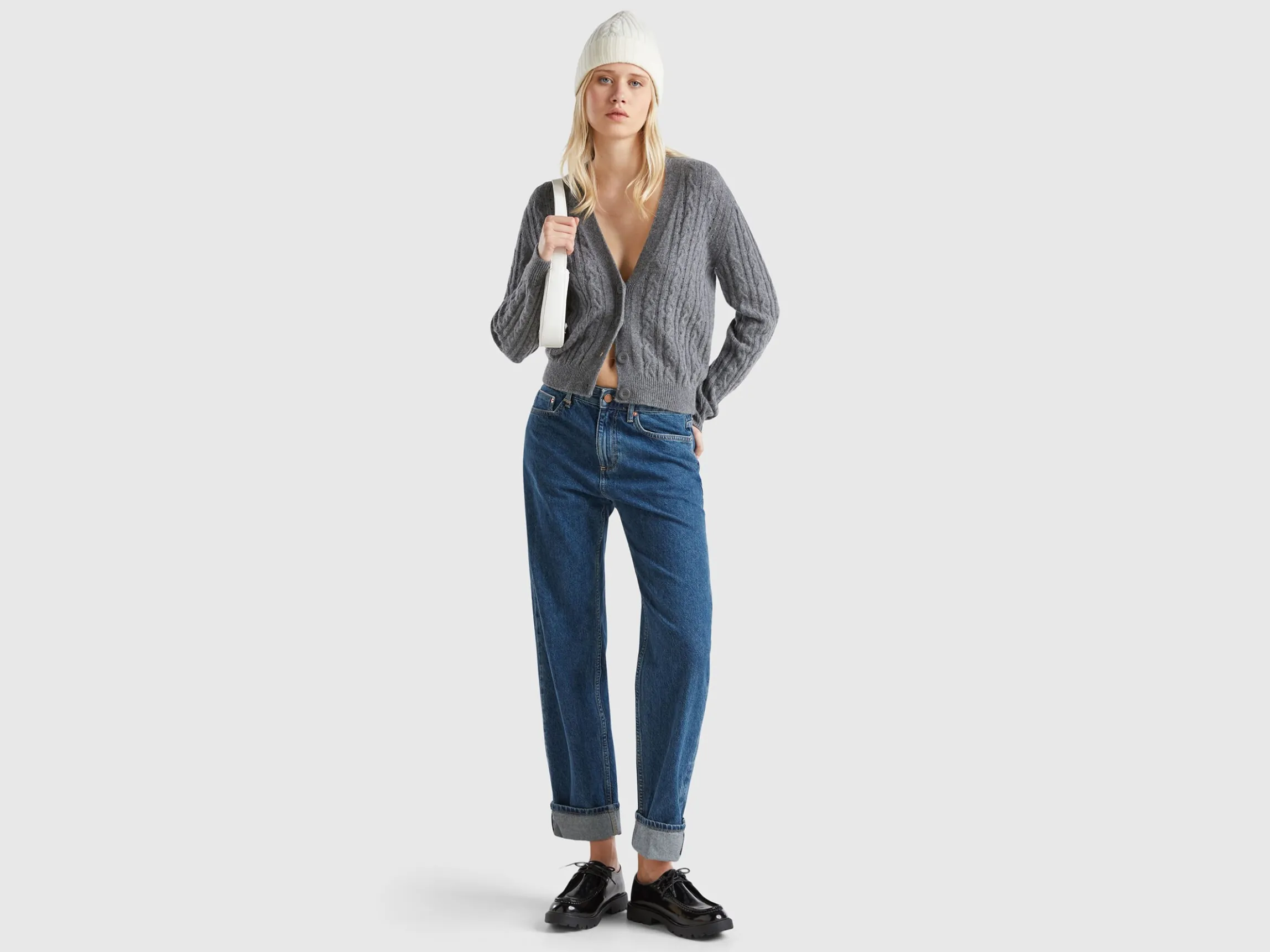 Boxy fit cardigan with cable knit and perforations