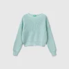 Boxy fit sweater