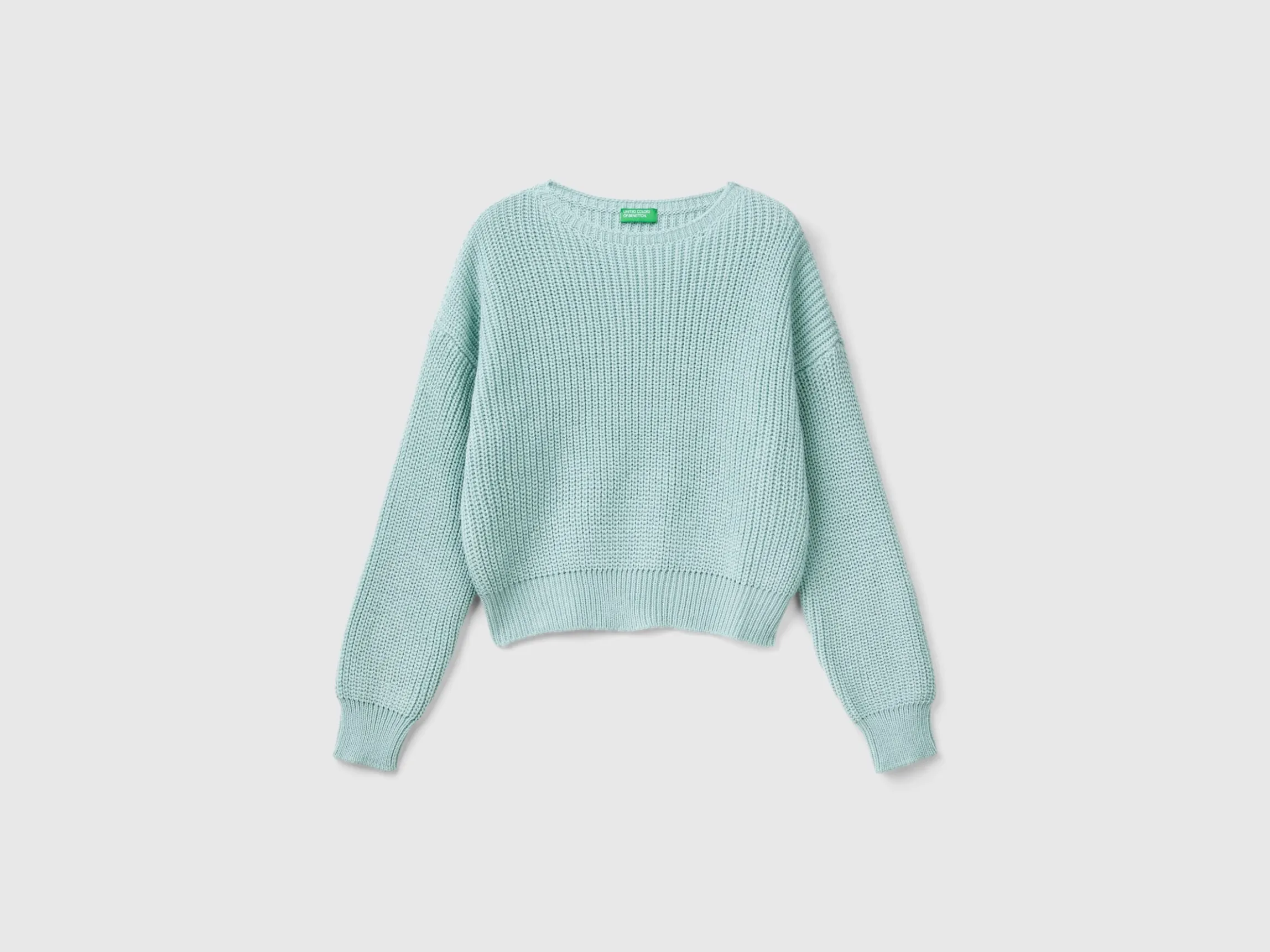 Boxy fit sweater