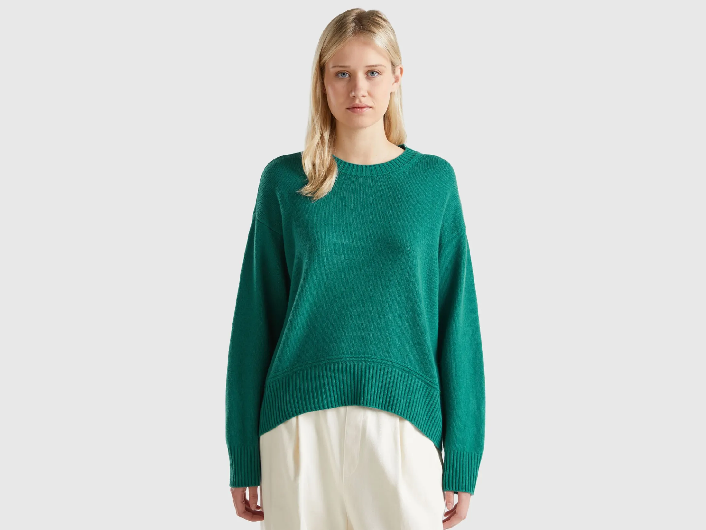 Boxy fit sweater in wool blend