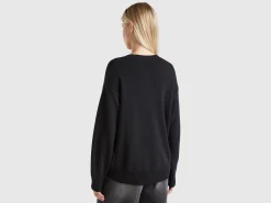 Boxy fit sweater in wool blend