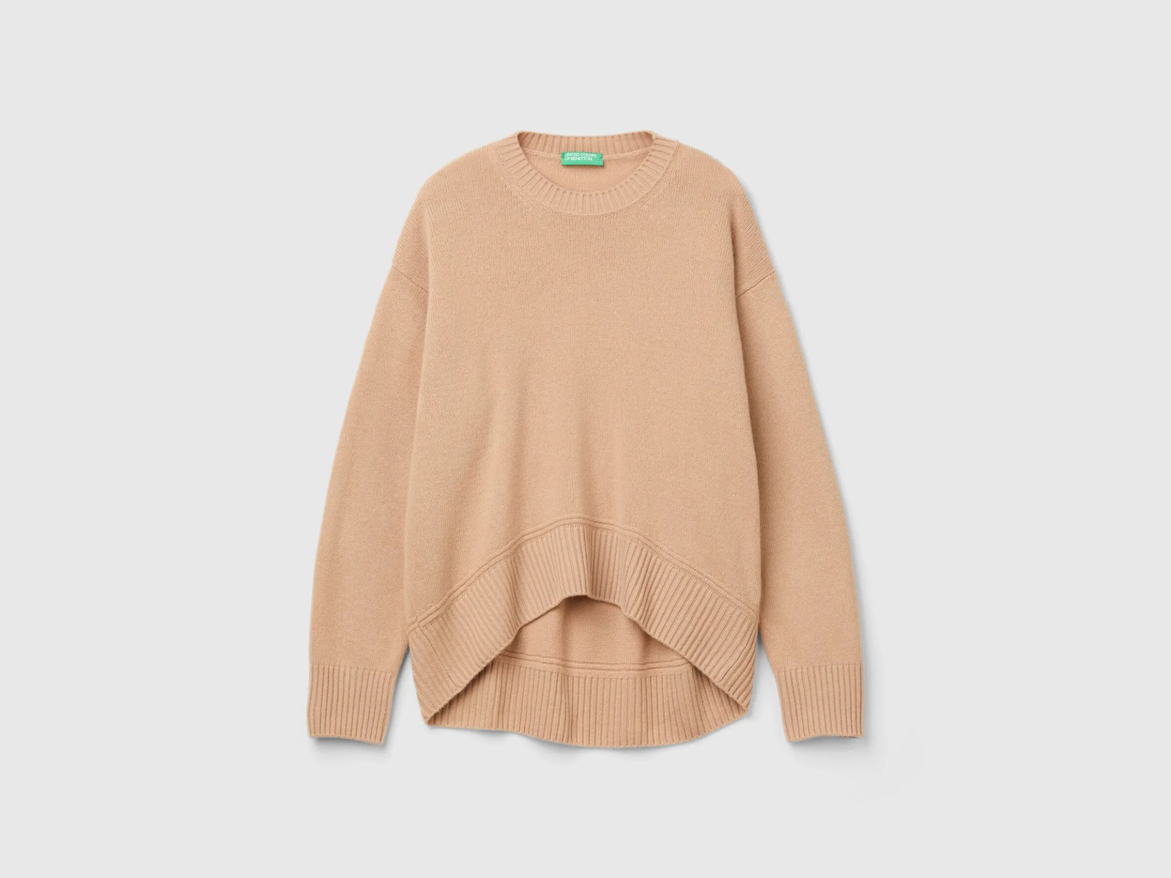 Boxy fit sweater in wool blend