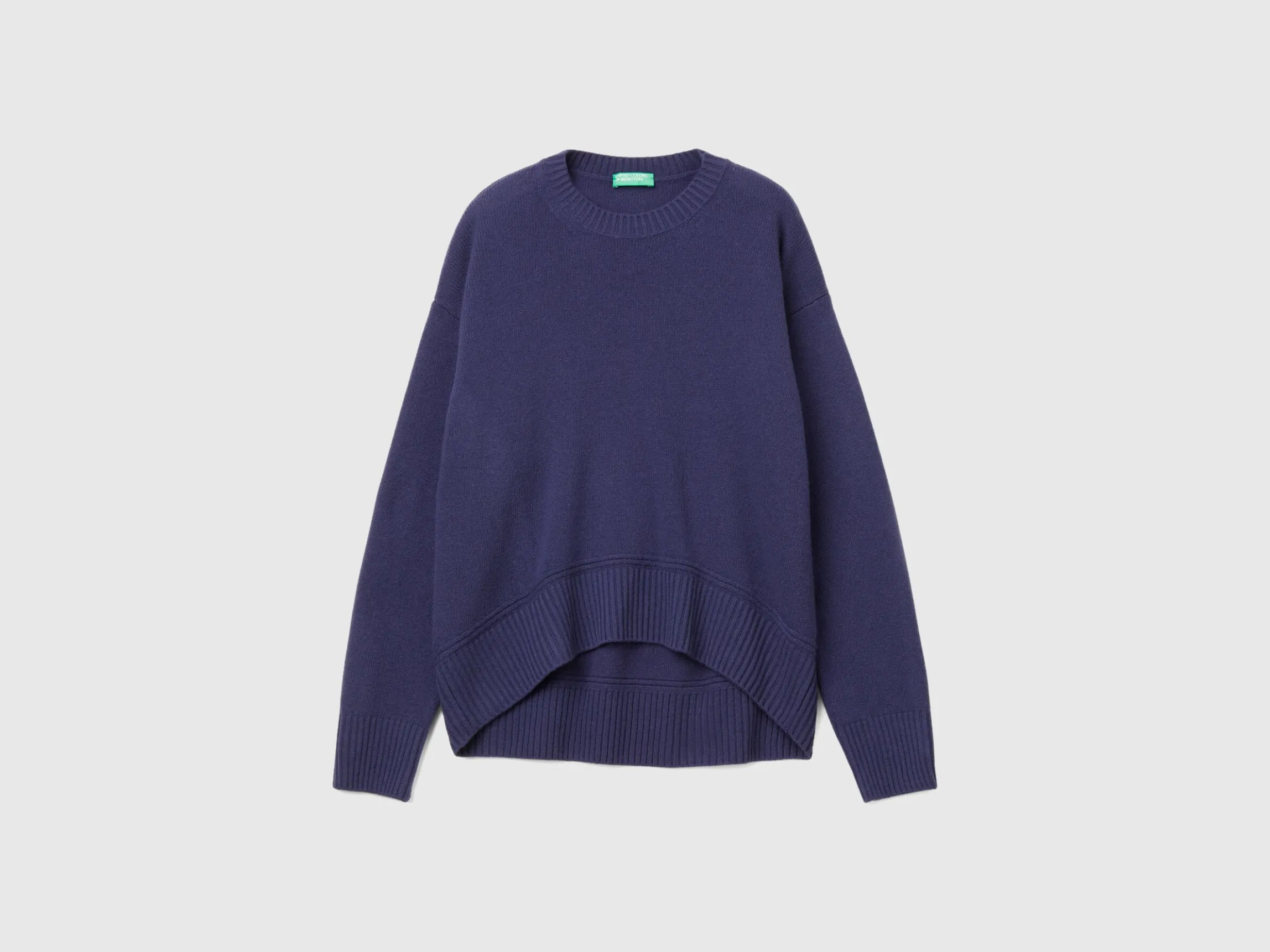 Boxy fit sweater in wool blend