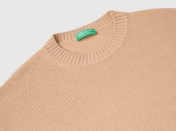 Boxy fit sweater in wool blend