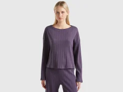 Boxy fit top