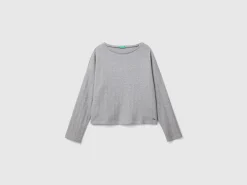 Boxy fit top